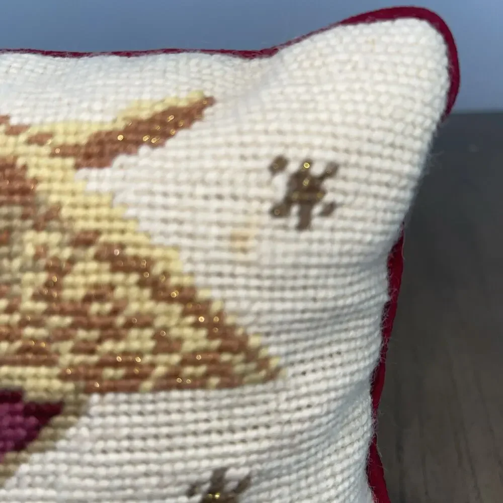 100 % wool Vintage Christmas Angel Cross-Stitch Throw Pillow 9X9